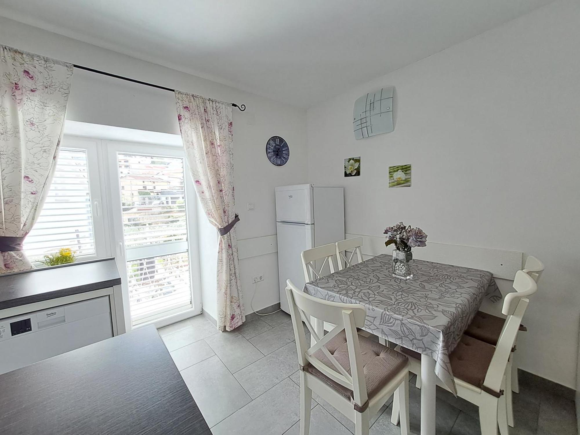 Appartement Greta à Vrbnik Extérieur photo