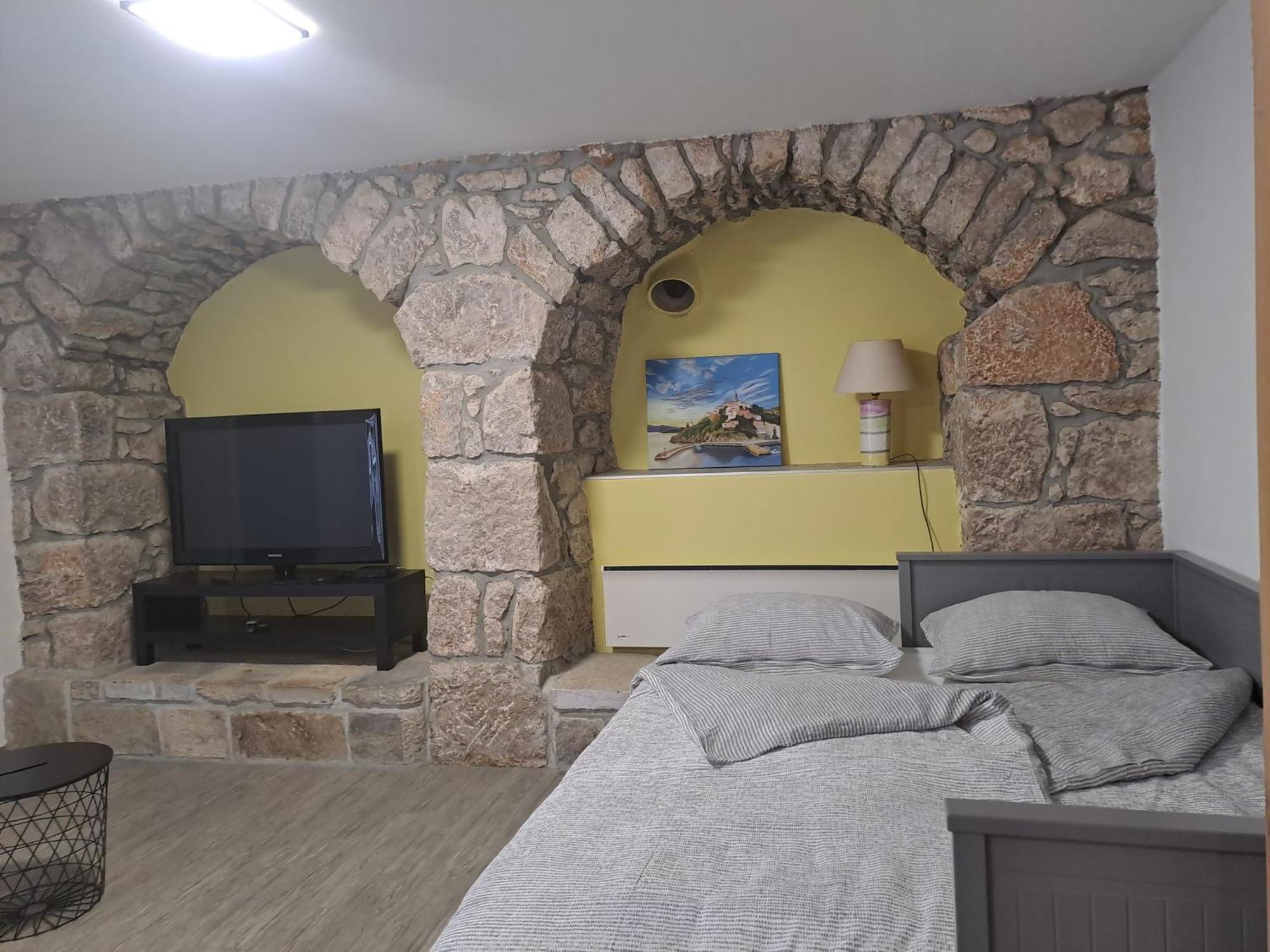 Appartement Greta à Vrbnik Extérieur photo